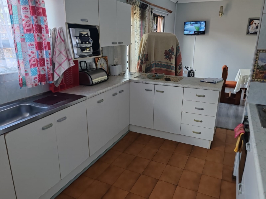 3 Bedroom Property for Sale in Azalea Park Eastern Cape